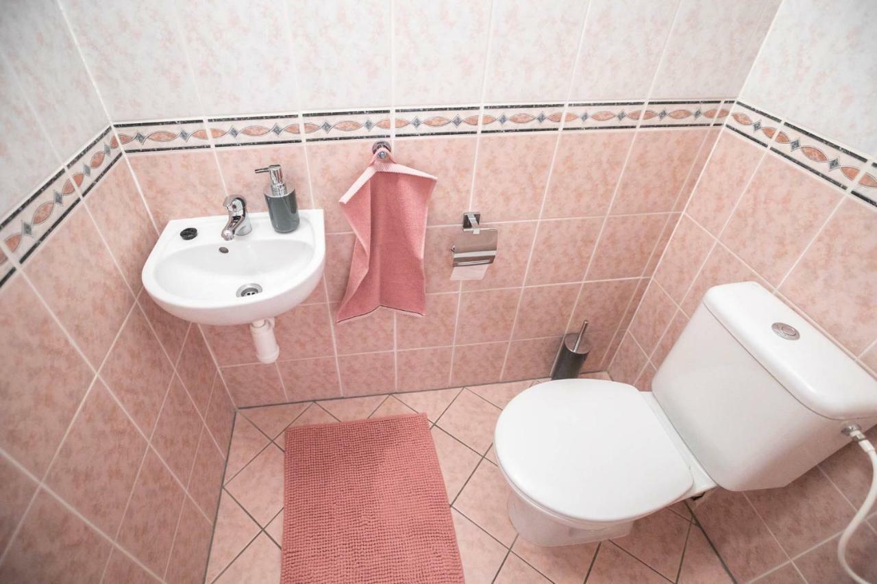Spacious In The Old Town Of Апартаменти *